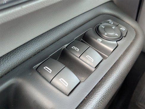 Used 2023 GMC Terrain SLT image 22