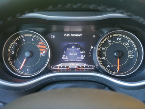 Used 2016 Jeep Cherokee Trailhawk w/ Trailer Tow Group image 7
