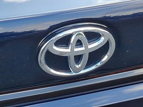 Used 2024 Toyota Corolla LE image 22