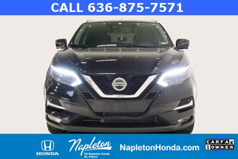 Used 2020 Nissan Rogue Sport SL image 3