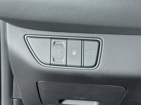 New 2026 Genesis G70 2.5T Prestige image 10