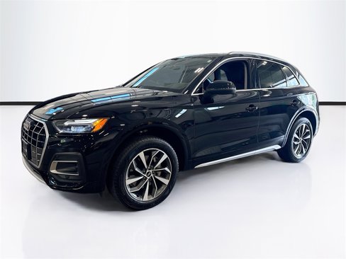 Certified 2021 Audi Q5 2.0T Premium image 1