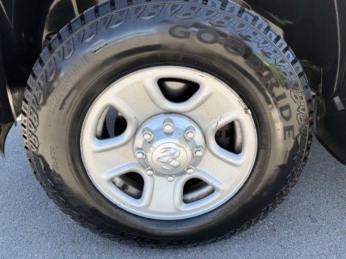 Used 2014 RAM 2500 Tradesman image 9
