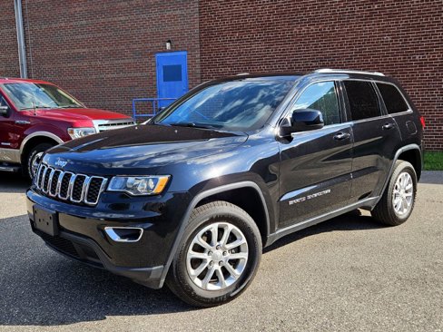 Used 2021 Jeep Grand Cherokee Laredo w/ Security & Convenience Group image 3