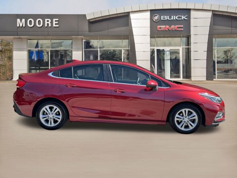 Used 2017 Chevrolet Cruze LT w/ Sun And Sound Package image 3