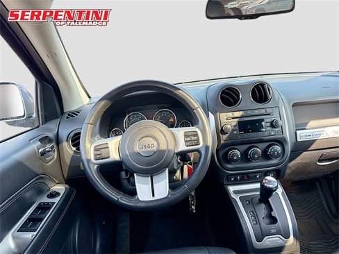 Used 2015 Jeep Compass High Altitude image 22