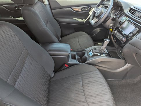 Used 2020 Nissan Rogue S image 9