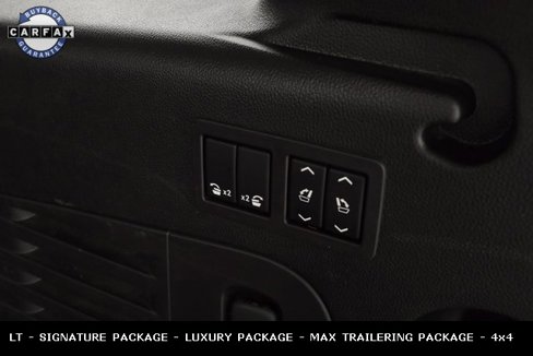 Used 2017 Chevrolet Suburban LT w/ LT Signature Package image 17