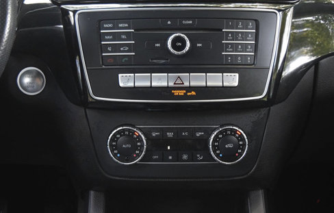 Used 2017 Mercedes-Benz GLE 350 4MATIC w/ Premium 1 Package image 40