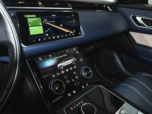 Used 2020 Land Rover Range Rover Velar R-Dynamic S image 42