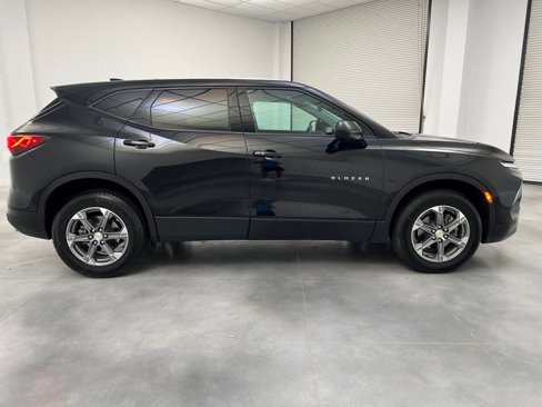 Used 2023 Chevrolet Blazer LT image 8