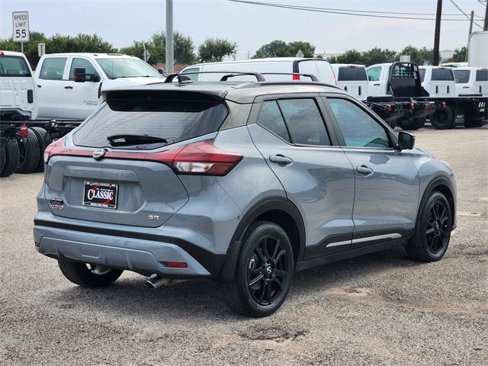 Used 2022 Nissan Kicks SR image 7
