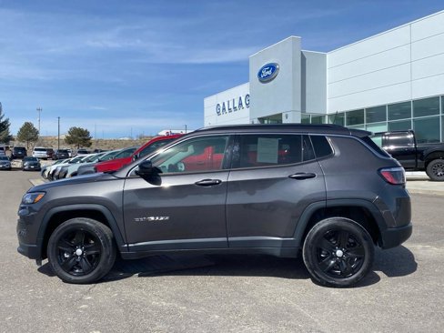 Used 2022 Jeep Compass Latitude w/ Convenience Group image 23
