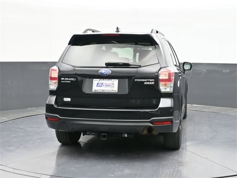 Used 2017 Subaru Forester 2.5i Premium w/ All-Weather Package image 8