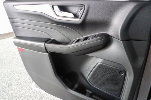 Used 2021 Ford Escape SE w/ Cold Weather Package image 21