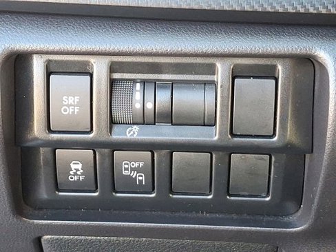 Used 2018 Subaru Impreza 2.0i Premium w/ Eyesight & BSD & Rcta image 25