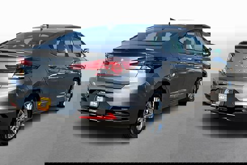 Used 2020 Hyundai Elantra SEL w/ Cargo Package (C1) image 2