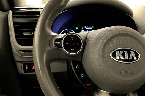 Used 2018 Kia Soul EV image 10