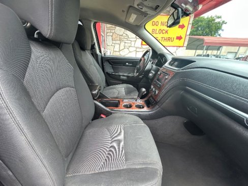 Used 2013 Chevrolet Traverse LT image 10