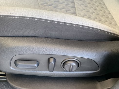 Used 2023 Chevrolet Equinox LS w/ LS Convenience Package image 23