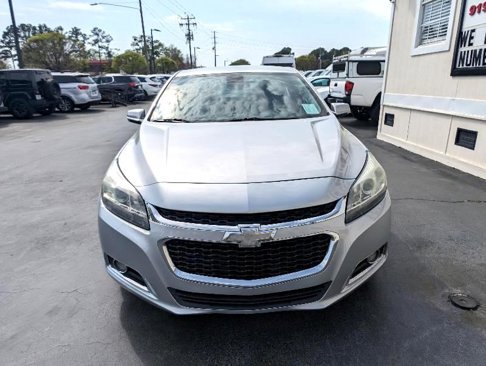 Used 2015 Chevrolet Malibu LT image 3