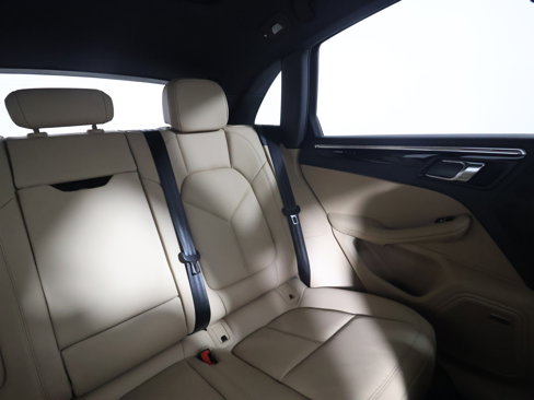 New 2025 Porsche Macan image 17
