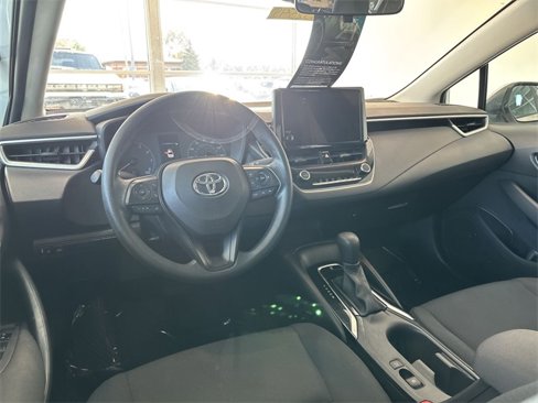 Used 2023 Toyota Corolla LE image 17
