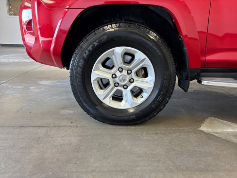 Used 2017 Toyota 4Runner SR5 image 11