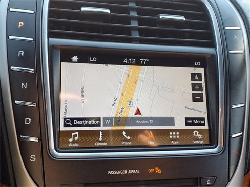 Used 2019 Lincoln Nautilus Reserve image 17