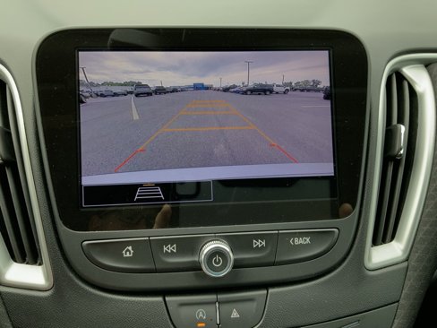 Used 2023 Chevrolet Malibu LT image 42