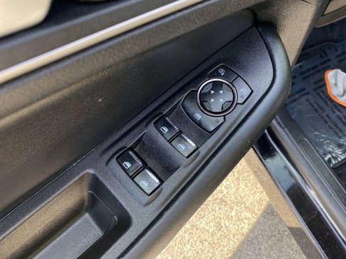 Certified 2023 Ford Edge SEL image 34