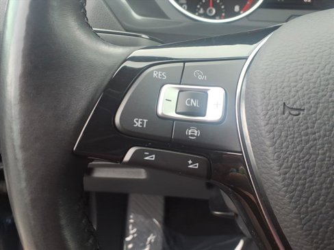 Used 2019 Volkswagen Tiguan SE image 22