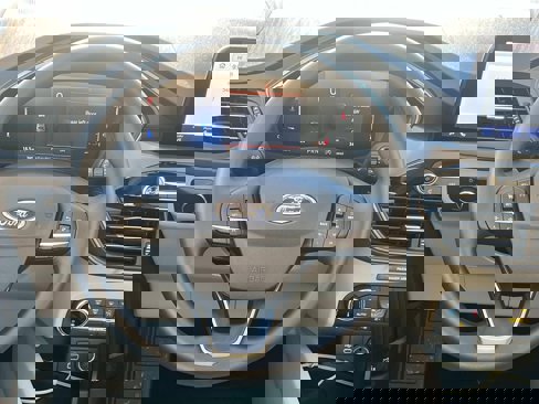 New 2025 Ford Escape Active image 16