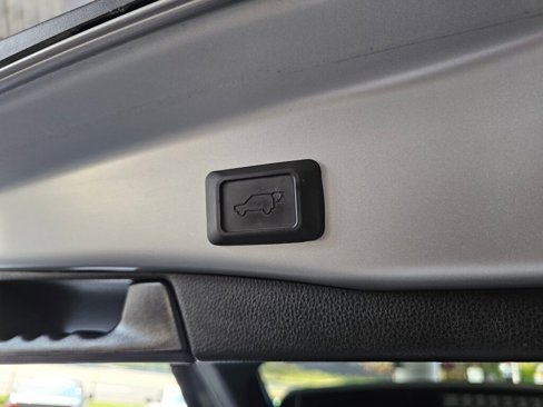 Used 2023 Toyota RAV4 XLE w/ Convenience Package image 17