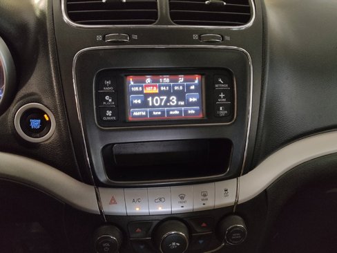 Used 2017 Dodge Journey SE image 25