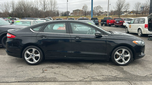 Used 2016 Ford Fusion SE image 5