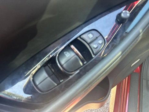 Used 2020 Nissan Leaf SL Plus image 11
