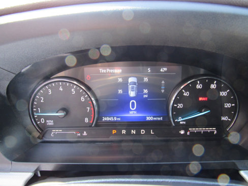 Used 2022 Ford Explorer XLT w/ Equipment Group 202A image 15