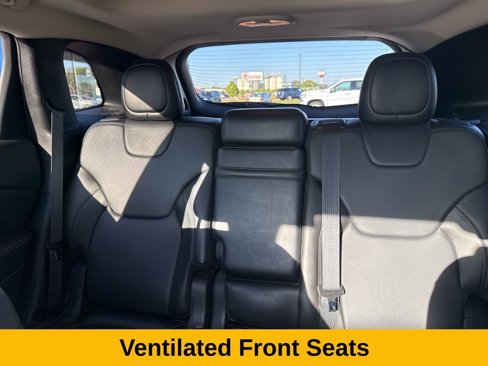 Used 2015 Jeep Cherokee Limited w/ Luxury Group image 13