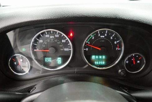 Used 2012 Jeep Wrangler Sahara w/ Dual Top Group image 21