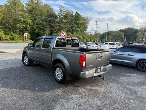 Used 2016 Nissan Frontier SV image 4