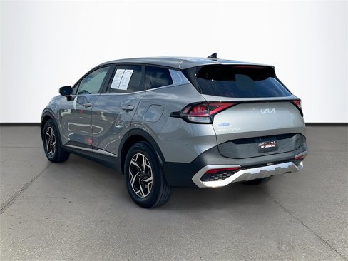 Used 2023 Kia Sportage LX image 5