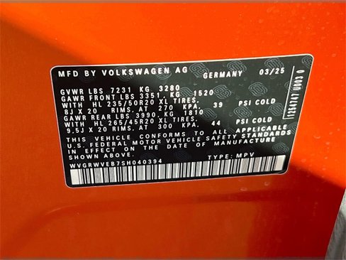 New 2025 Volkswagen ID. Buzz Pro S Plus image 34