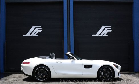 Used 2018 Mercedes-Benz AMG GT Roadster image 1
