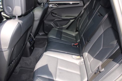Certified 2024 Porsche Macan image 29