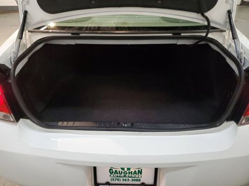Used 2011 Chevrolet Impala LT image 24