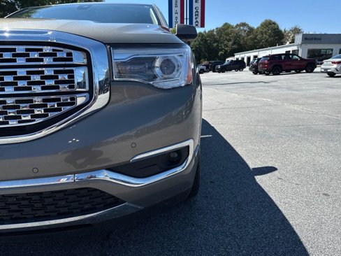 Used 2019 GMC Acadia Denali image 43