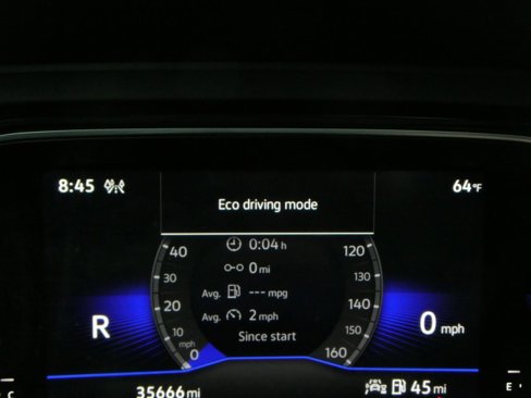 Used 2022 Volkswagen Jetta SE image 40
