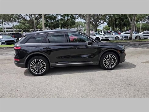 Used 2022 Lincoln Corsair Reserve image 33