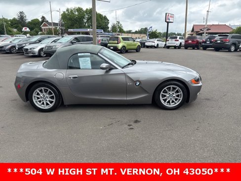 Used 2004 BMW Z4 2.5i image 2